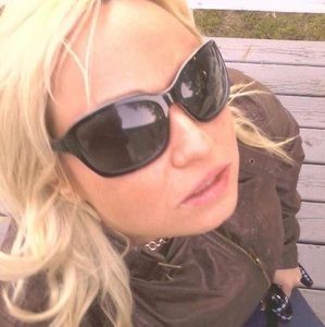 Meet your Posher, Katherine